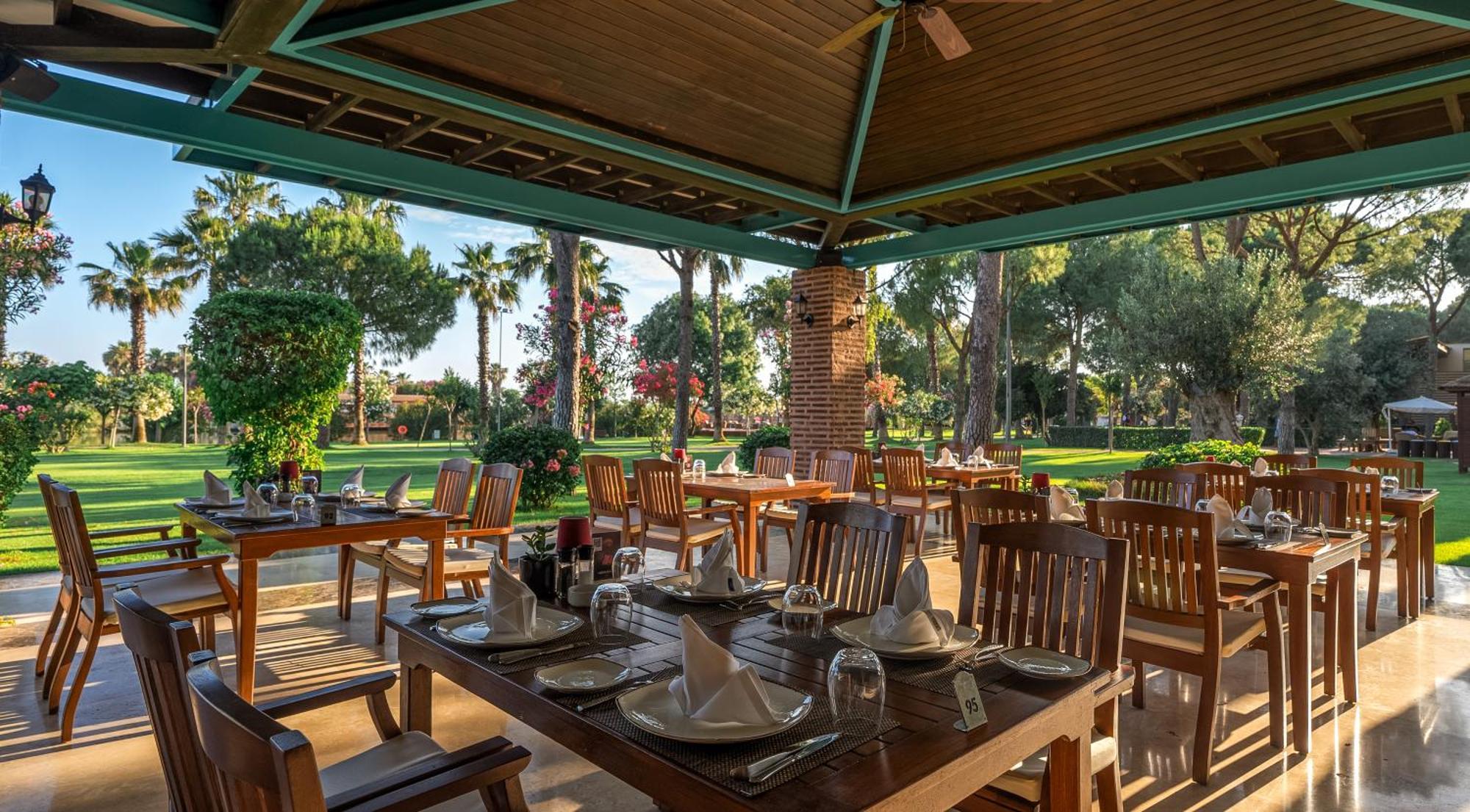 Gloria Golf Resort Belek Esterno foto